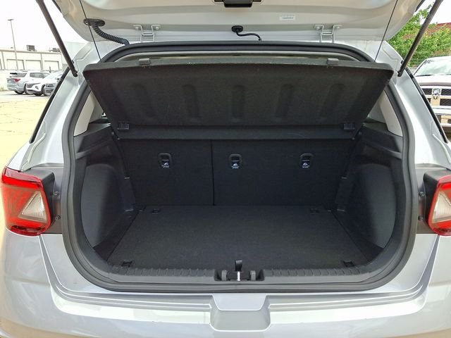 Certified Used 2025 Silver Hyundai SEL image 30