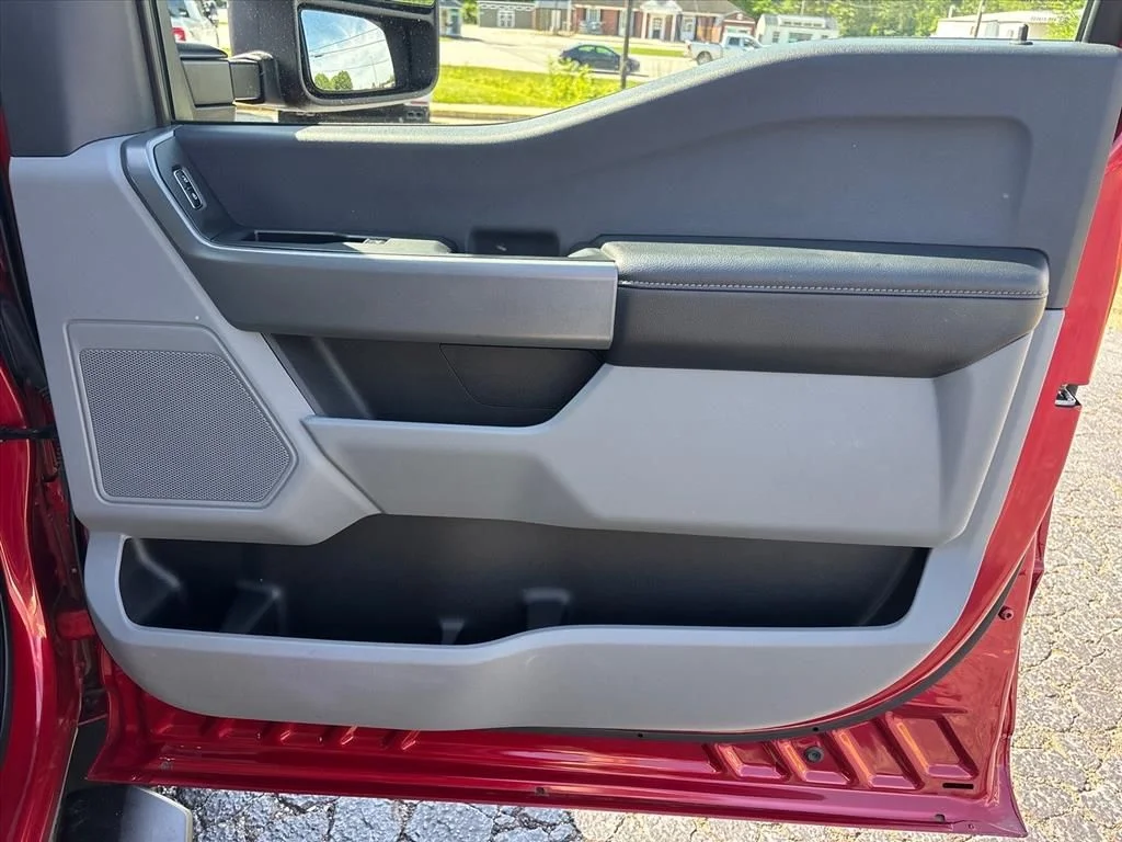 Used 2023 Red Ford XLT image 14