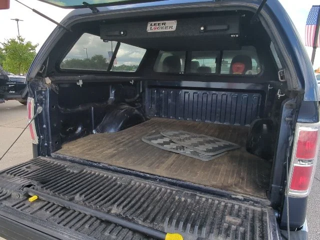Used 2014 Blue Ford Lariat image 37
