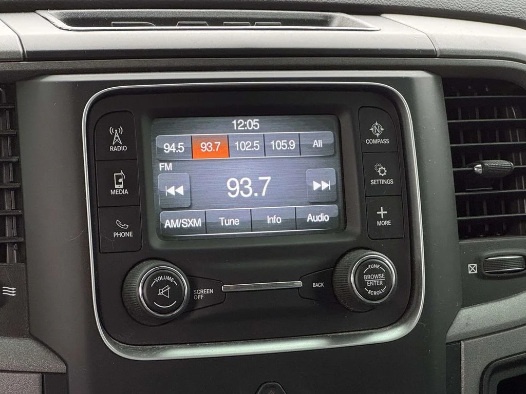 Used 2018 Silver Ram Tradesman image 17
