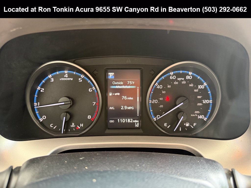 Used 2018 Super White Toyota XLE image 19