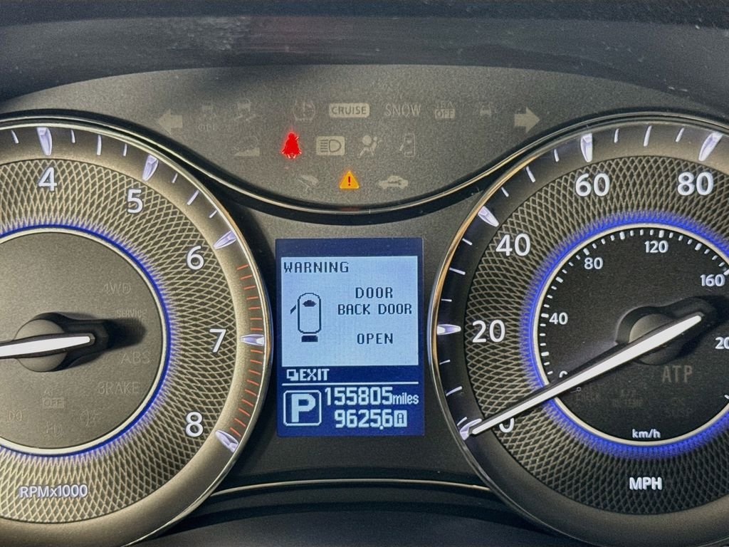 Used 2014 Liquid Platinum INFINITI Base image 16