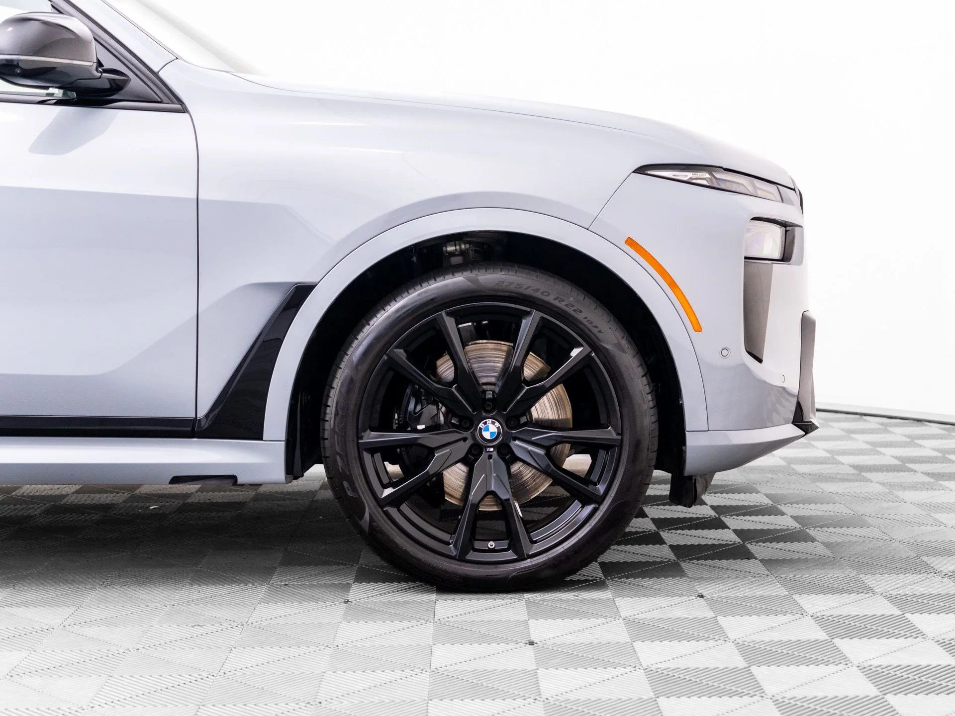 Certified Used 2025 Gray BMW M60i image 38