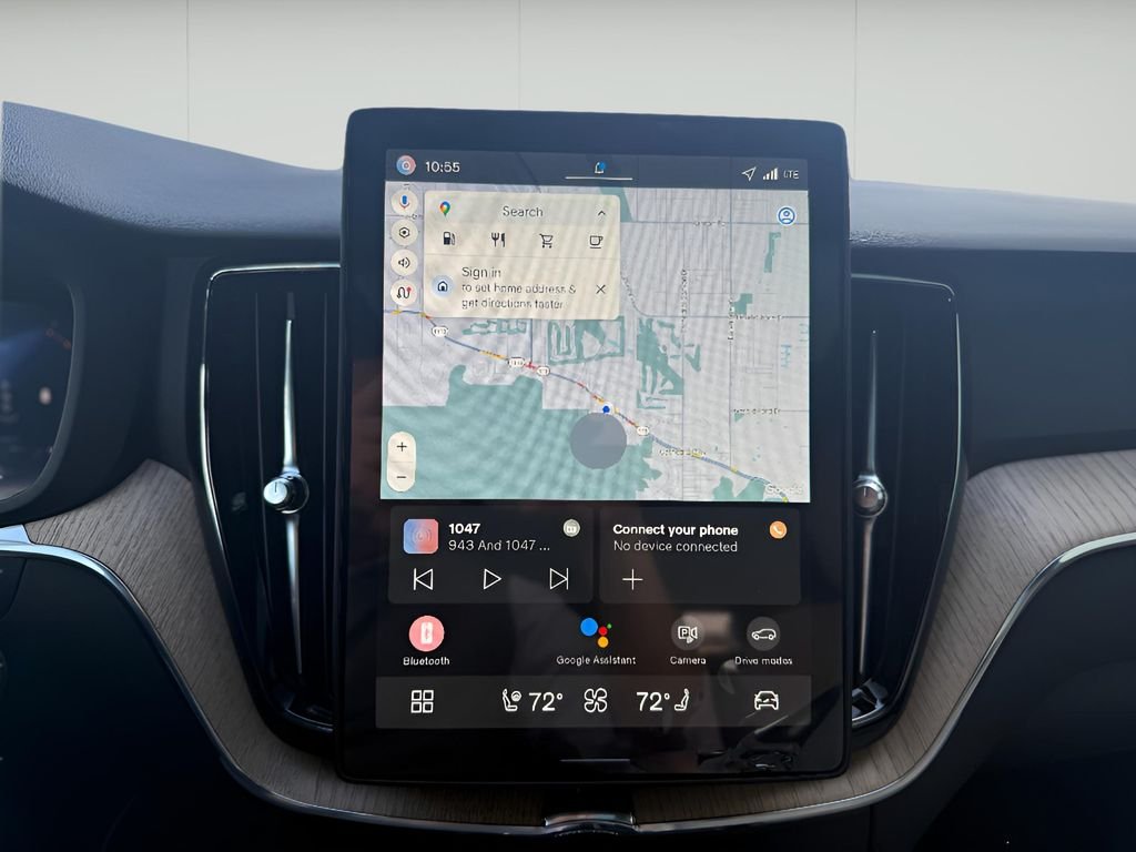 2026 Volvo XC60 Plus - Photo 15