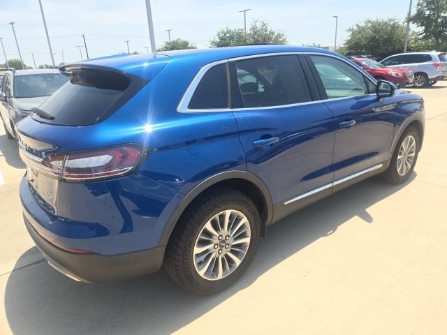 Used 2021  Lincoln Reserve image 3