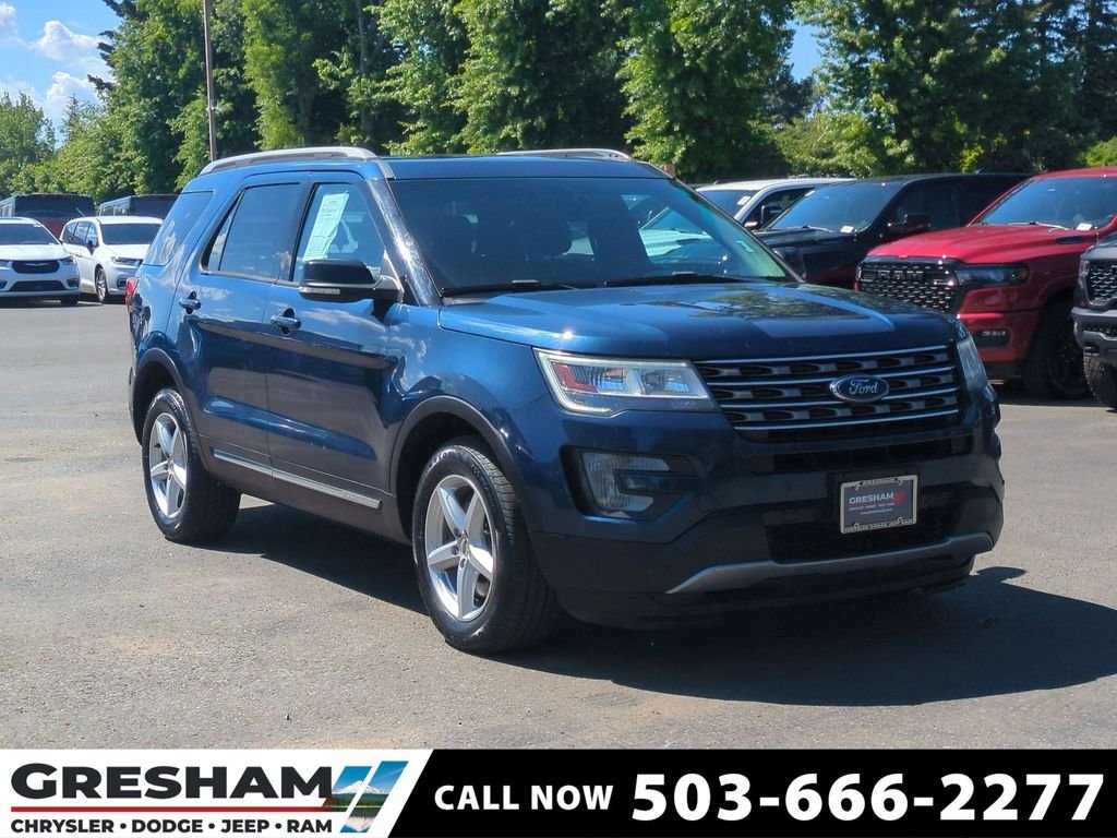 2017 Ford Explorer XLT 4WD's photo