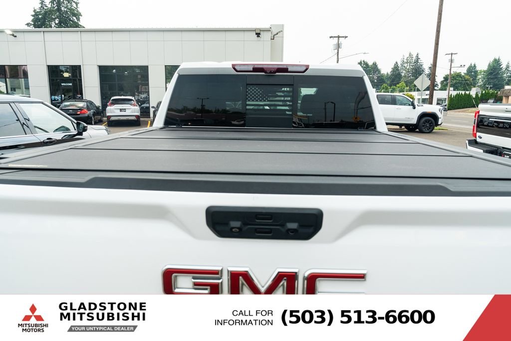 Used 2022 Summit White GMC AT4 image 9