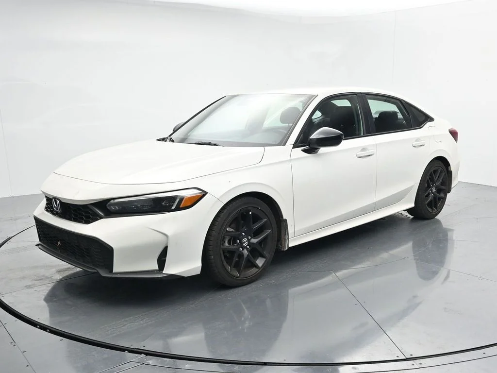 Used 2025 White Honda Sport image 3