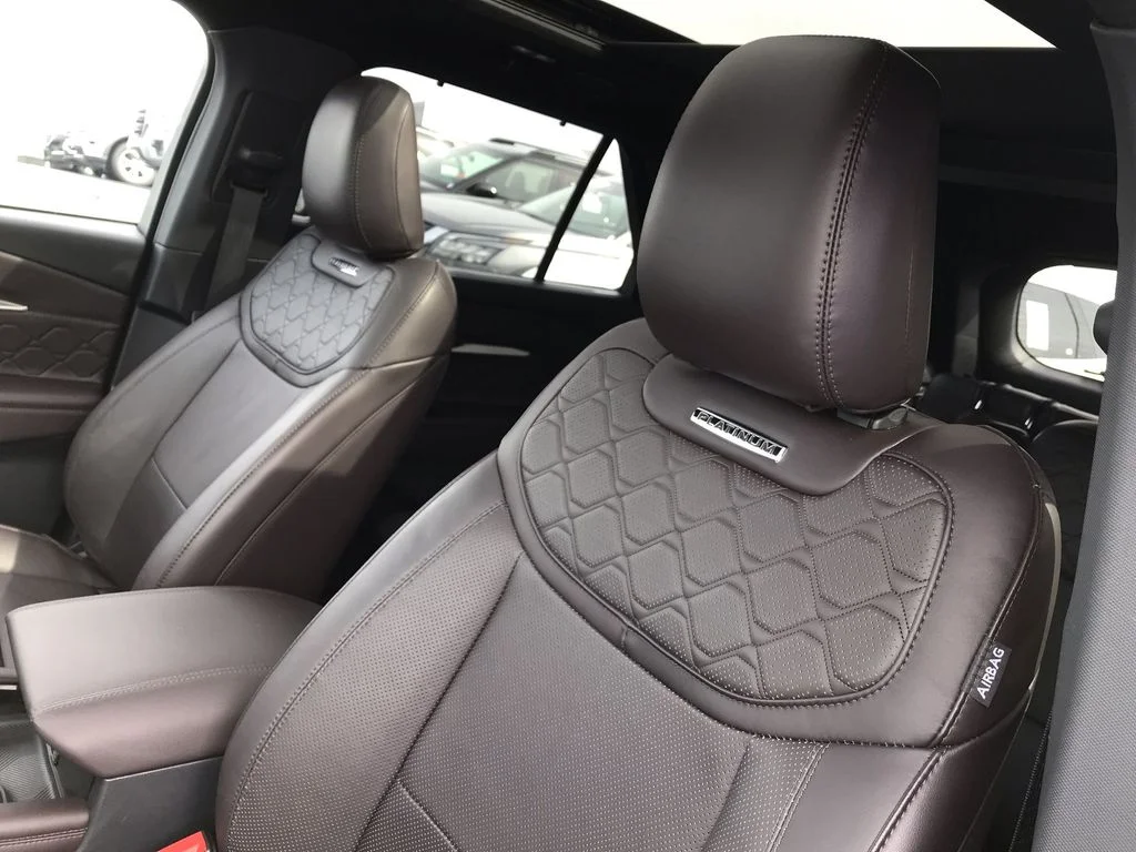 Used 2025 White Ford Platinum image 11