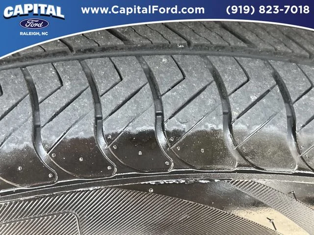 Used 2023 White Ford XLT image 14
