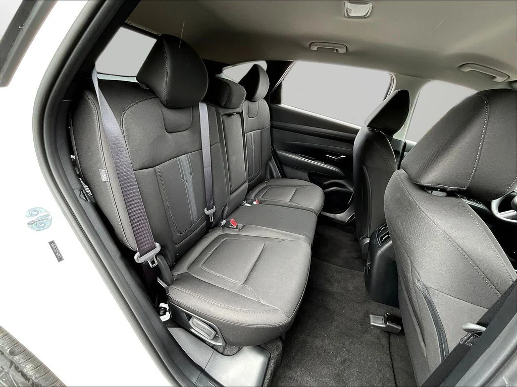 New 2026 White Hyundai SEL image 9