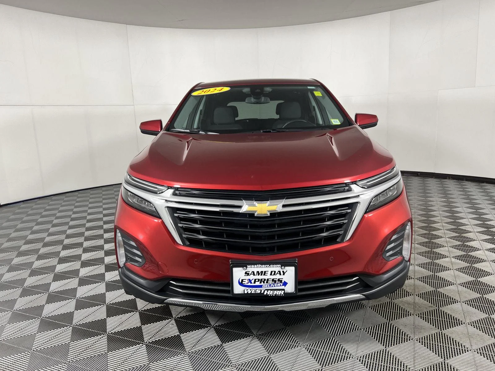 Used 2024 Radiant Red Tintcoat Chevrolet LT image 27
