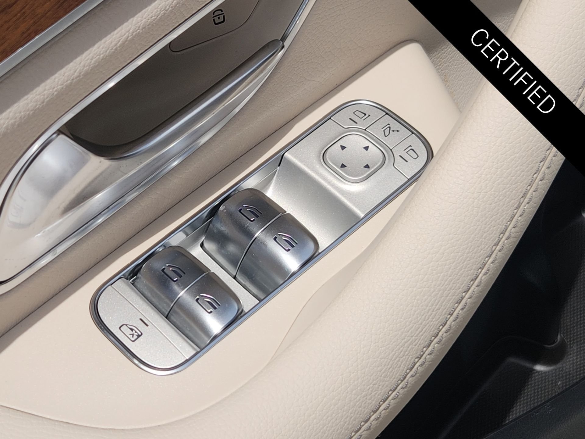 Certified Used 2026 Polar White Mercedes-Benz GLE 350 image 23