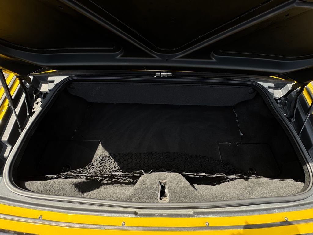 Used 2008 Velocity Yellow Tintcoat Chevrolet Base image 9
