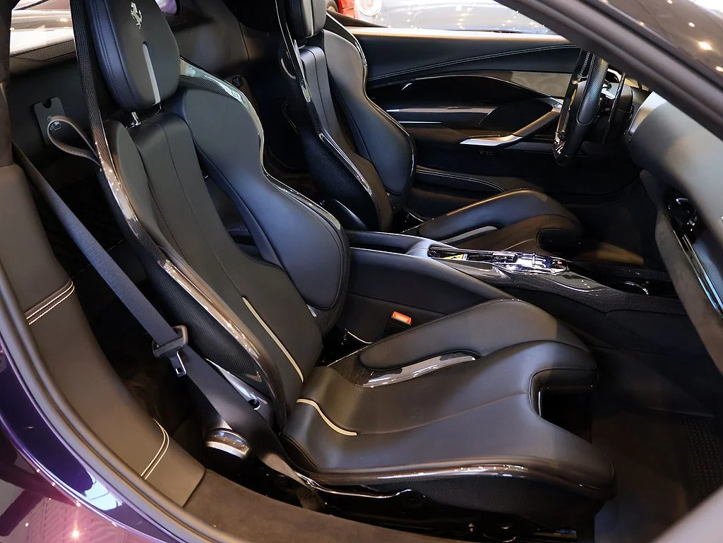 Certified Used 2025 Viola Hong Kong Ferrari  image 26