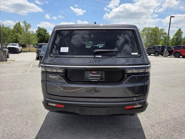 New 2026 Baltic-Gray Metallic Clear-Coat Exterior Paint Jeep Grand Wagoneer image 11