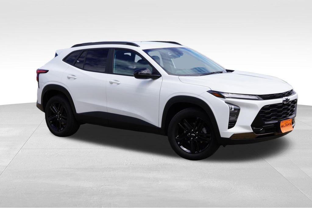 2025 Chevrolet Trax Activ - Photo 2