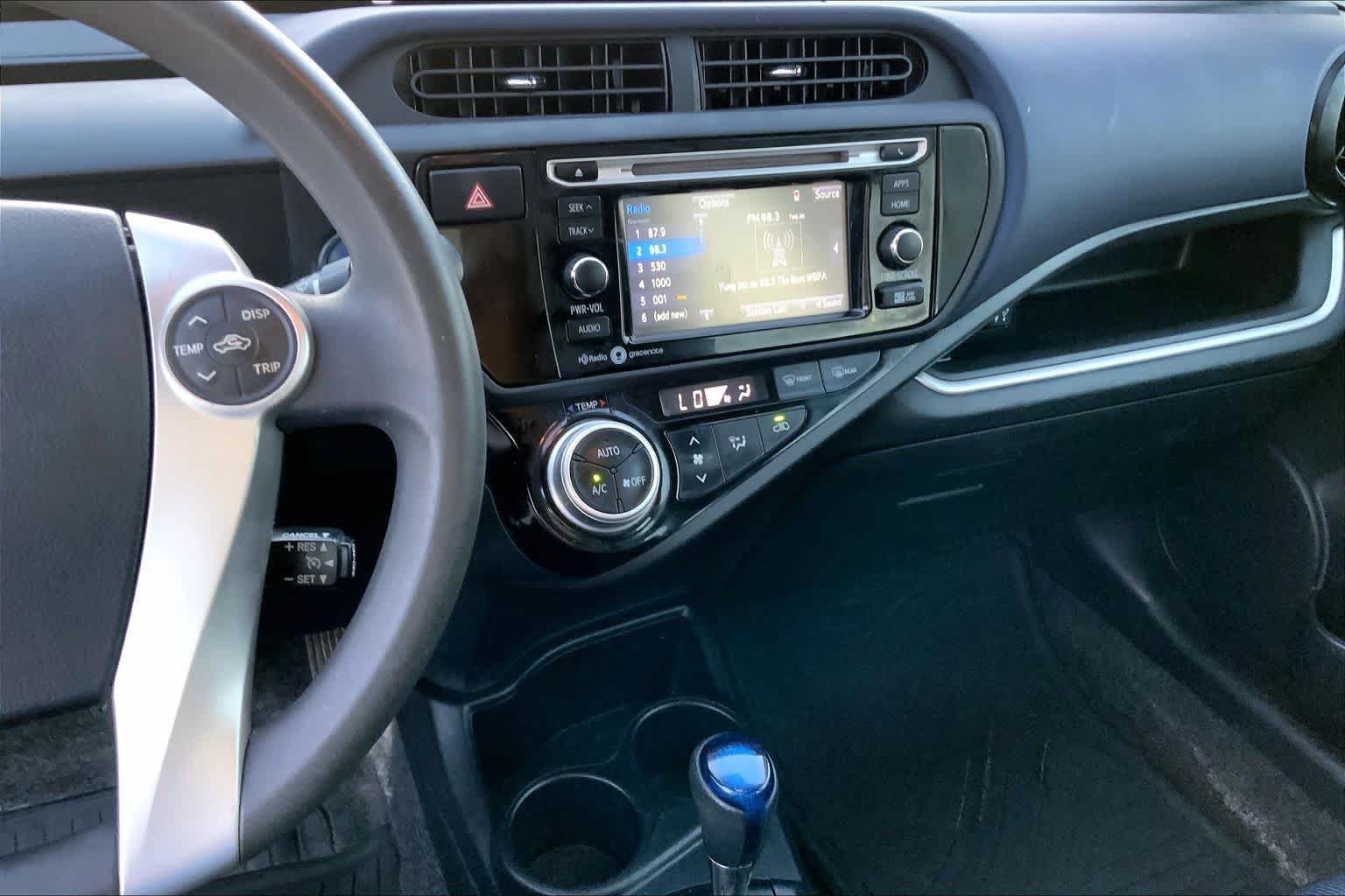 Used 2015 Magnetic Gray Metallic Toyota Three image 5