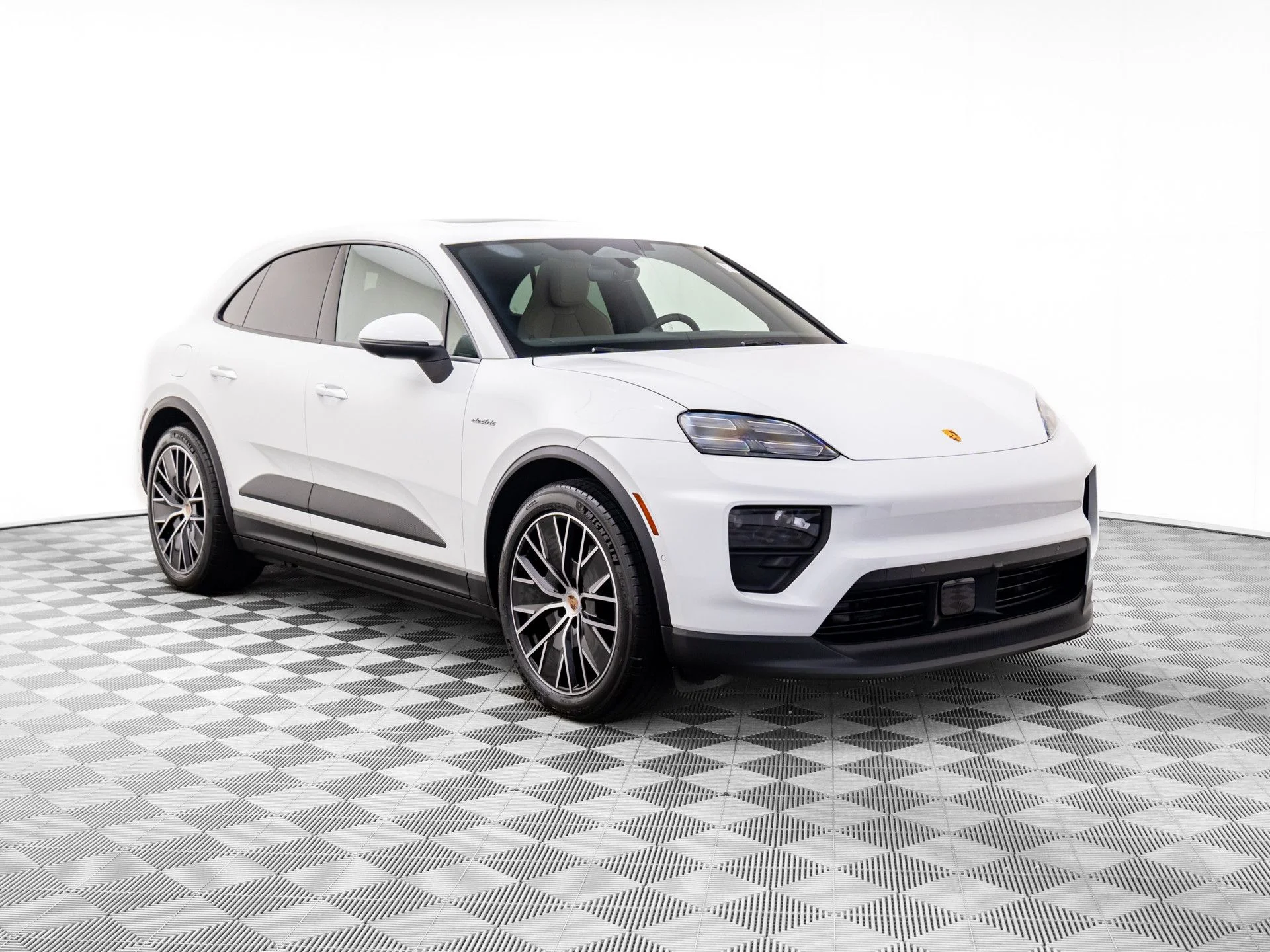 New 2026 White/off-white Porsche 4 image 6