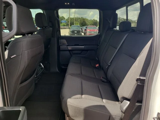 Used 2024 White Ford XLT image 14