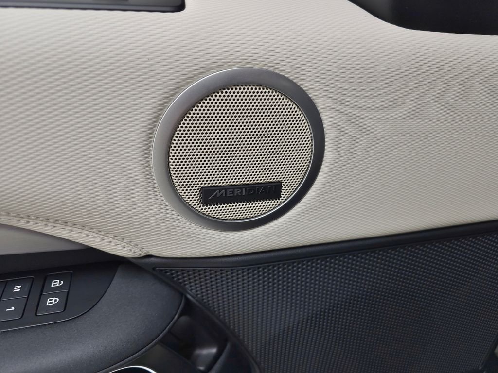 Certified Used 2023 Gray Land Rover S R-Dynamic image 17
