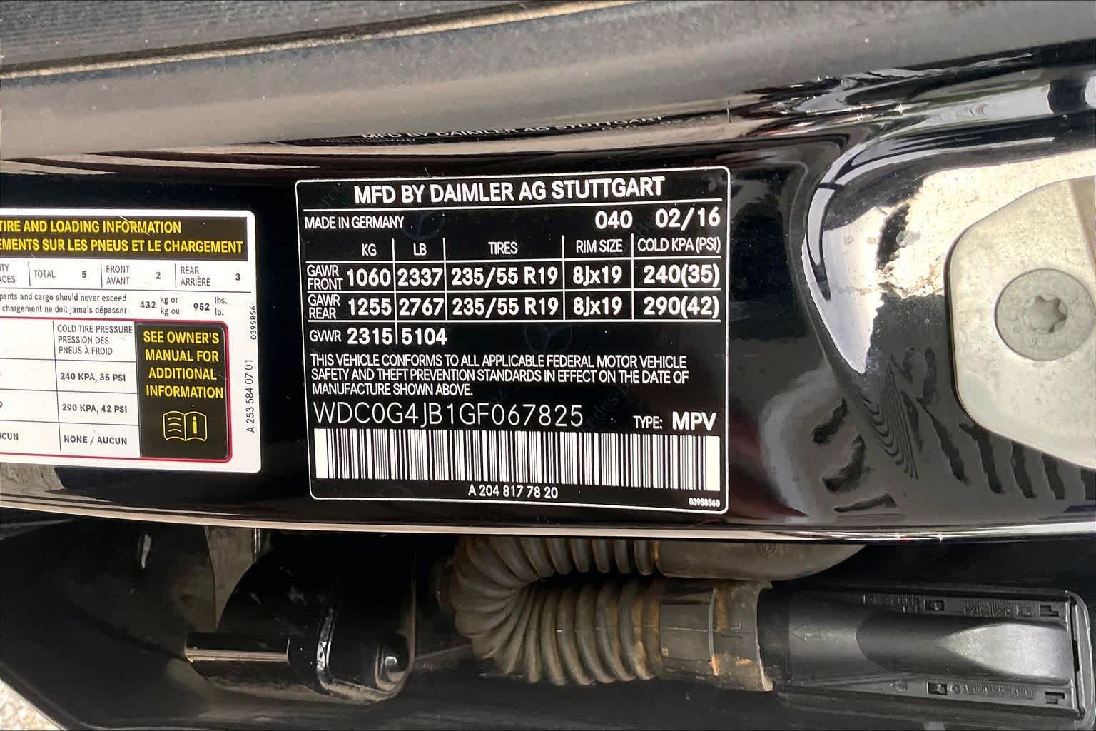 Used 2016  Mercedes-Benz GLC 300 image 32