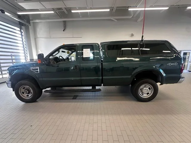 Used 2010 Green Ford XL image 8
