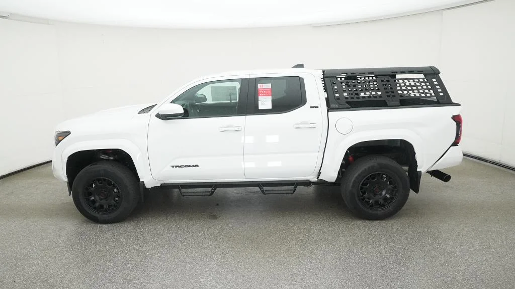 2025 Toyota Tacoma SR5 - Photo 34