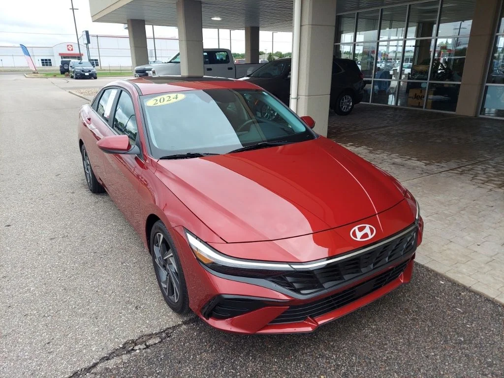 2024 Hyundai Elantra 2.0 SEL IVT's photo