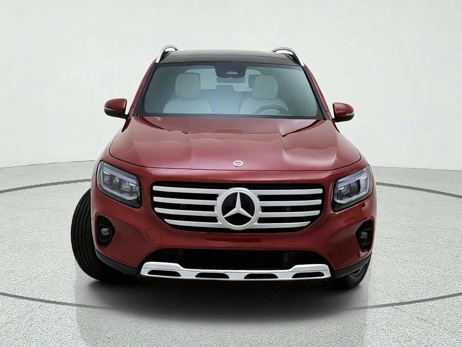 Certified Used 2026 MANUFAKTUR Patagonia Red Metallic Mercedes-Benz GLB 250 image 3