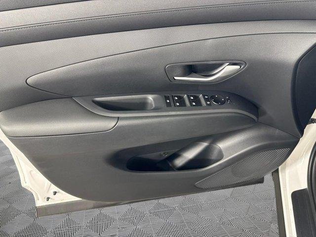 New 2026 White Hyundai SEL AWD image 17