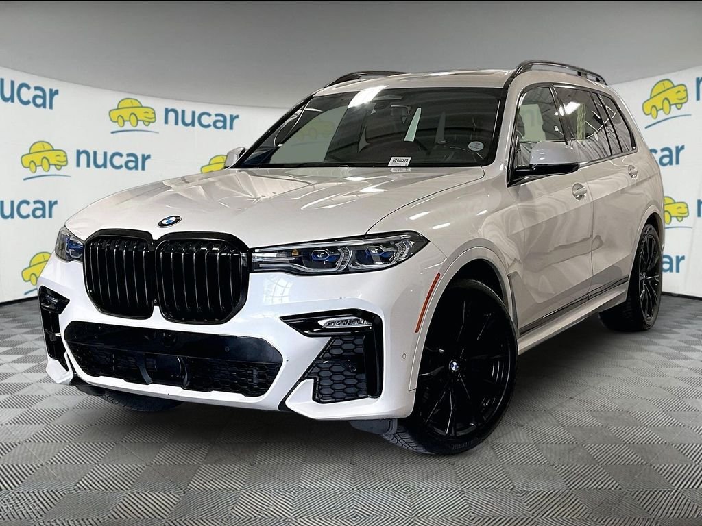 Used 2022 White BMW M50i image 3
