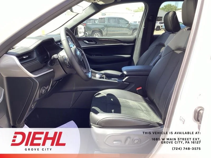 Used 2026 White Jeep Altitude image 20