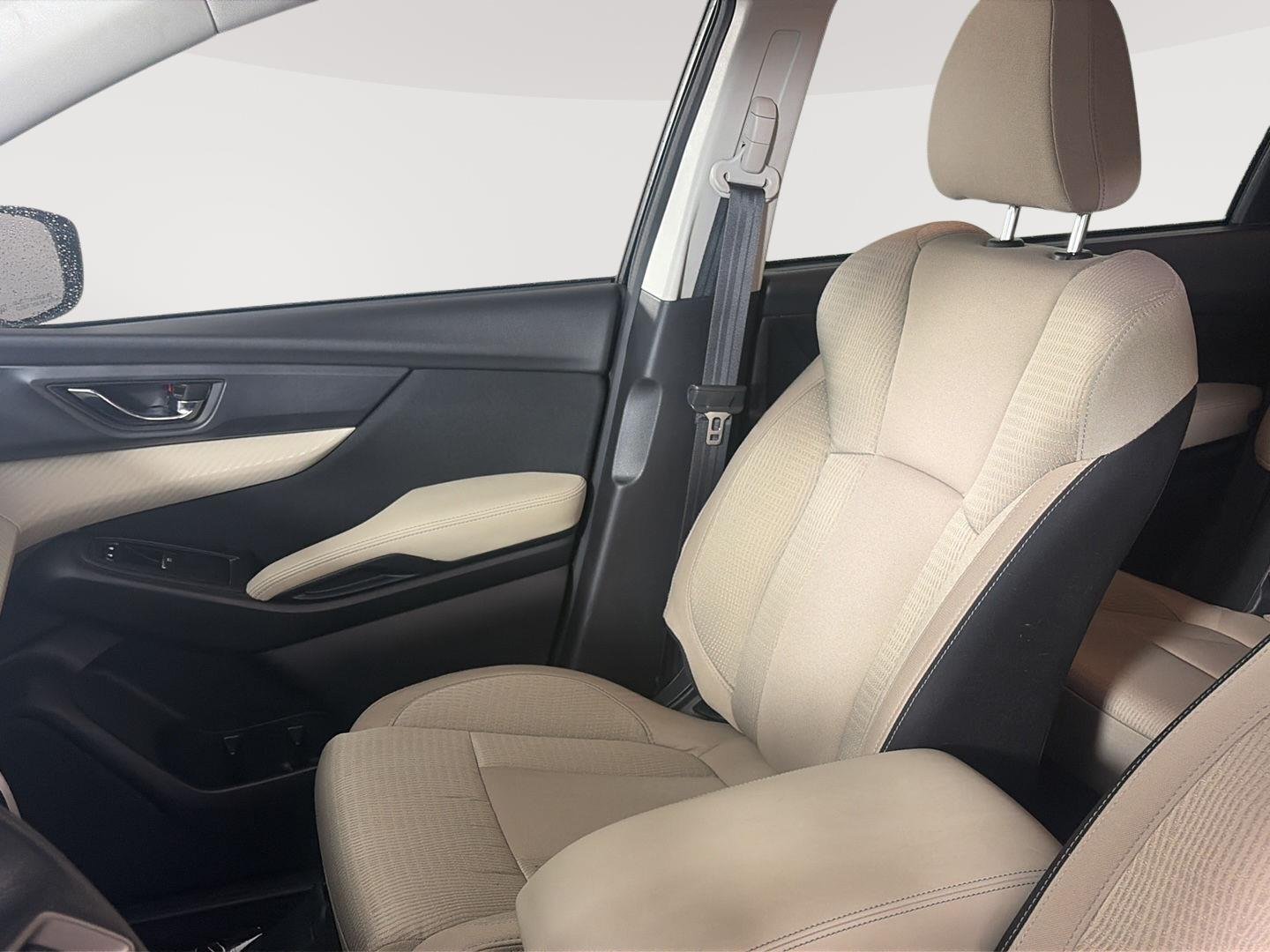 Used 2019 Crystal White Pearl Subaru Premium image 16