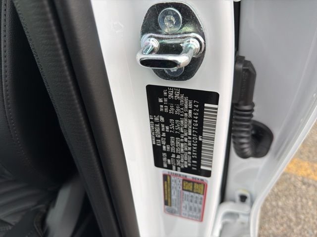 New 2026 Glacial White Pearl Kia X-Line image 13