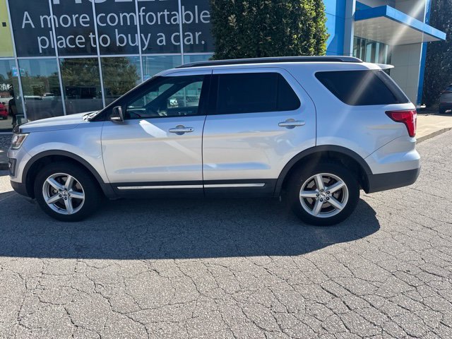Used 2017 Ford Explorer XLT with VIN 1FM5K8D83HGC50118 for sale in Kansas City