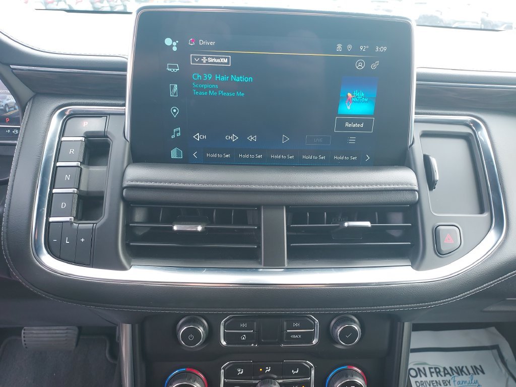 Used 2022 Black Chevrolet Z71 image 21
