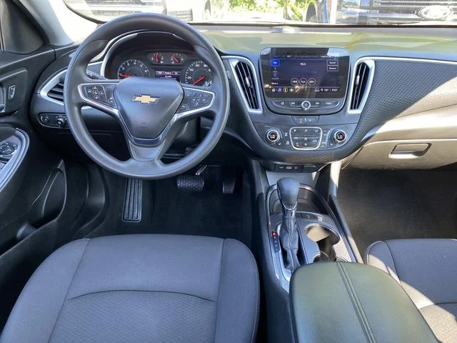 Used 2024 Gray Chevrolet LT image 7