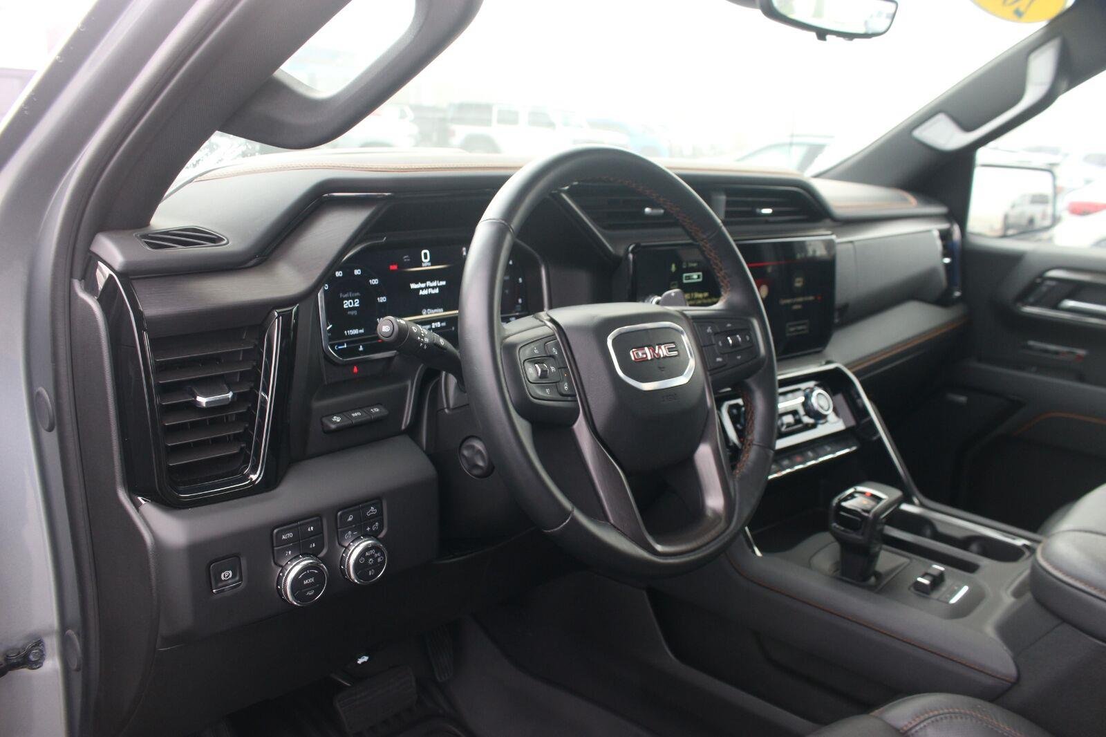 Used 2025 Sterling Metallic GMC AT4 image 19