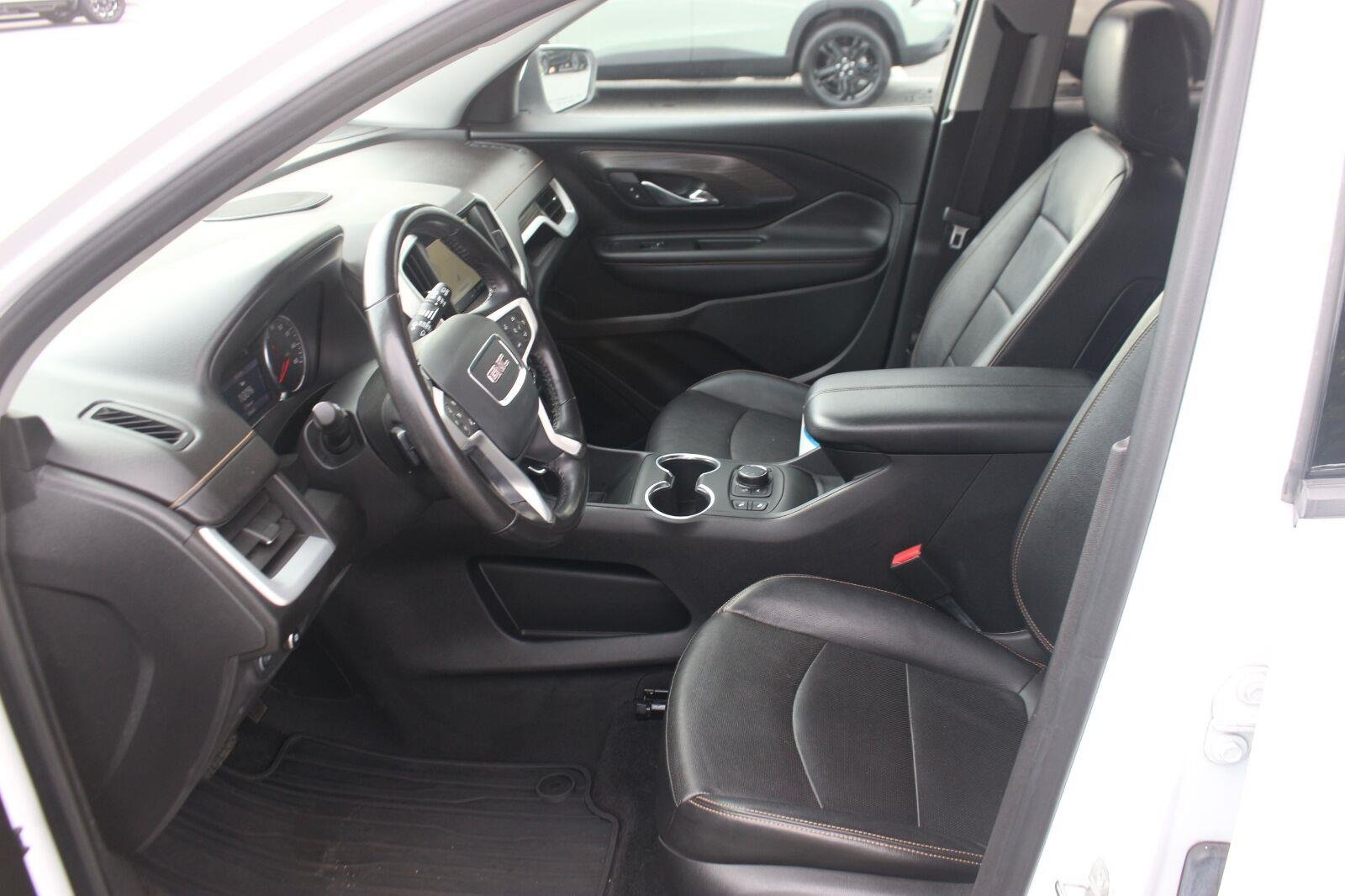 Used 2020 SUMMIT WHITE GMC SLT image 17