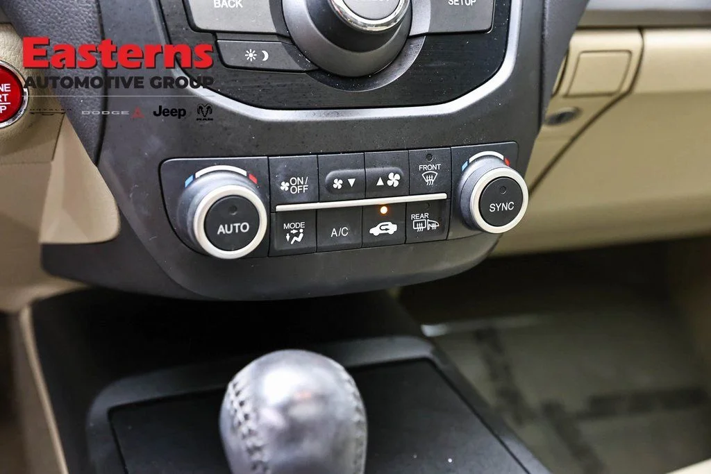 Used 2017 White Acura Base image 18