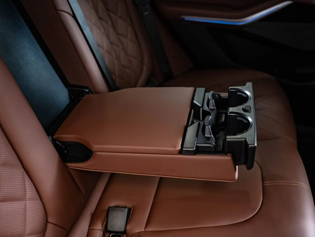New 2026 Carbon Black Metallic BMW xDrive40i image 47