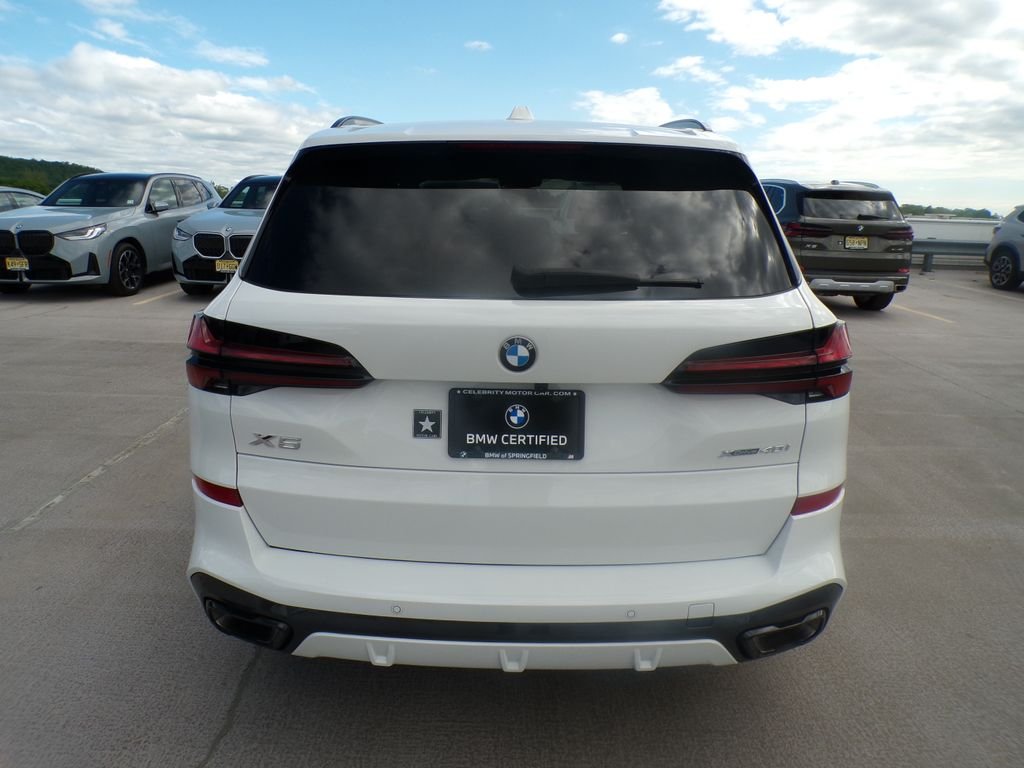 Certified Used 2025 Alpine White BMW xDrive40i image 5
