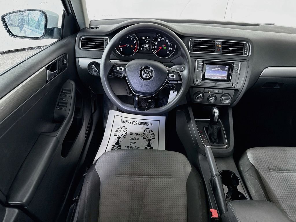 Used 2018 Pure White Volkswagen 1.4T S image 20