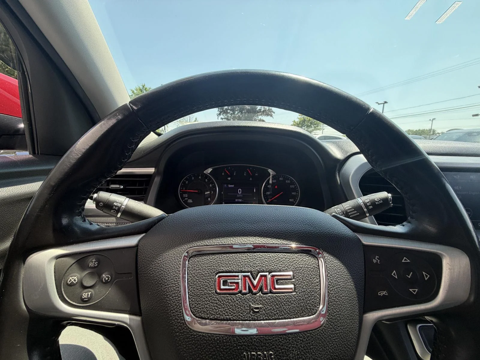 Used 2020 Red Quartz Tintcoat GMC SLE image 16