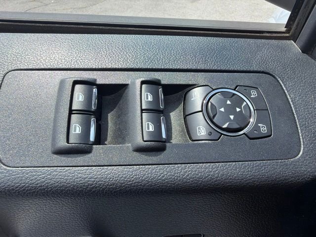 Used 2019 Silver Ford Lariat image 15