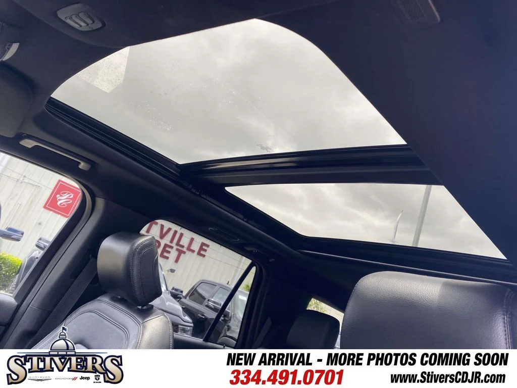 Used 2020 Black Ford Limited image 24