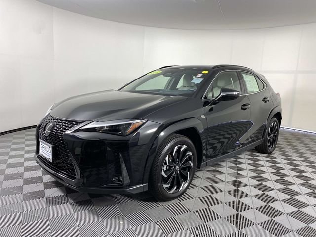 Used 2025 Black Lexus 300h F SPORT Design image 4