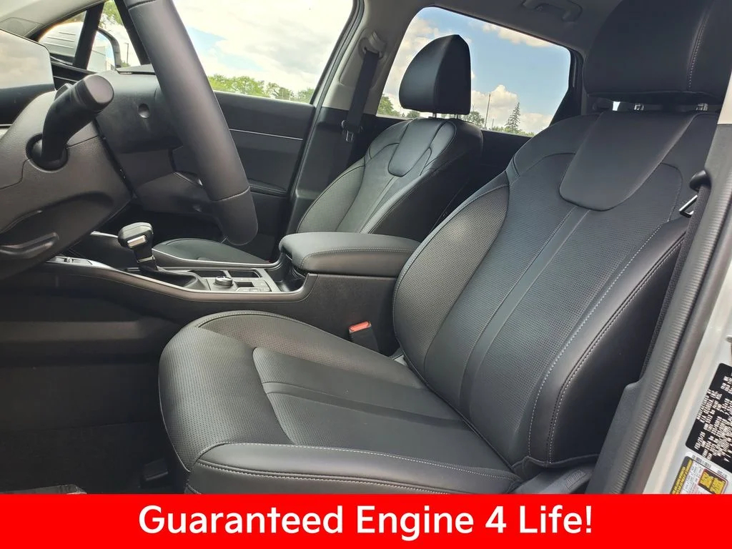 New 2026 Ivory Silver Kia S image 9