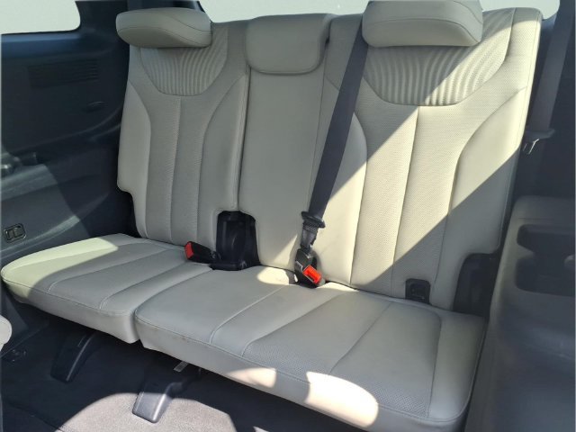 Used 2024  Hyundai Calligraphy image 22